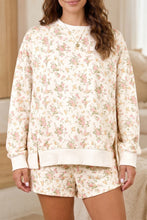 Load image into Gallery viewer, Beige Floral Print Long Sleeve Shift Top Pocketed Shorts 2pcs Set