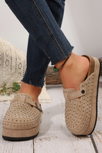 Load image into Gallery viewer, Parchment Rivet Buckle Closed Toe Platform Slippers