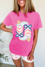 Load image into Gallery viewer, Sachet Pink Flag Pattern Boots Bow Accent Casual Graphic Tee
