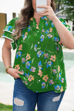 Load image into Gallery viewer, Green Plus Size Ruffled Short Sleeve Floral Top