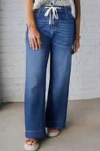 Load image into Gallery viewer, Dark Blue Acid Wash Contrast Lace-up Plus Size Jeans