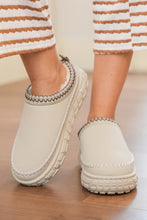 Load image into Gallery viewer, White Contrast Stitch Detail Faux Suede PU Patchwork Plush Winter Clog Slippers