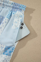 Load image into Gallery viewer, Light Pink Patchwork Floral Print Drop Shoulder Baggy Pullover Drawstring Shorts Set