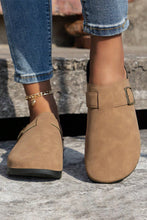 Load image into Gallery viewer, Light French Beige Suede Buckle Detail Slippers