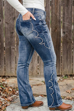 Load image into Gallery viewer, Blue Western Embroidered Flare Full Length Jeans