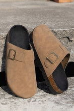 Load image into Gallery viewer, Light French Beige Suede Buckle Detail Slippers