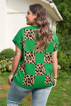 Load image into Gallery viewer, Green Plus Size Leopard Contrasted Checkered Short Sleeve Sweater