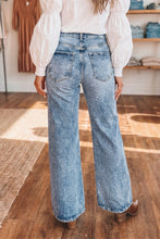 Load image into Gallery viewer, Sail Blue Acid Wash Pocket Detail Flare Jeans