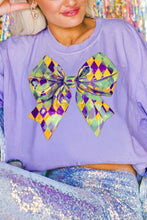 Load image into Gallery viewer, Wisteria Mardi Gras Bowknot Pattern Crew Neck T Shirt