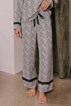 Load image into Gallery viewer, Brown Leopard Print Bow Knot Patchwork Long Sleeve Lounge Set