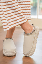 Load image into Gallery viewer, White Contrast Stitch Detail Faux Suede PU Patchwork Plush Winter Clog Slippers