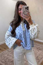 Load image into Gallery viewer, Sky Blue Floral Print Contrast Long Sleeve Tops