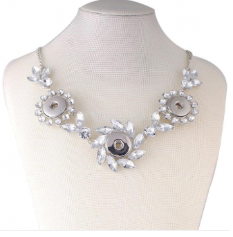 18 or 20 MM 3 Snap Necklace with Rhinestones