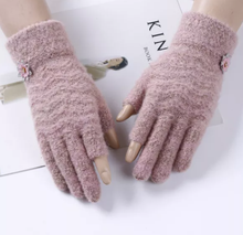 Load image into Gallery viewer, Two Finger Touch Screen Knitted Glove